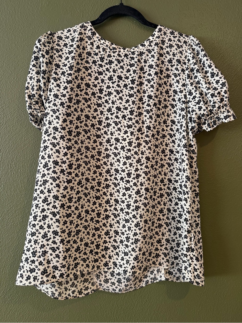 everleigh White Blouse with Black Floral Print